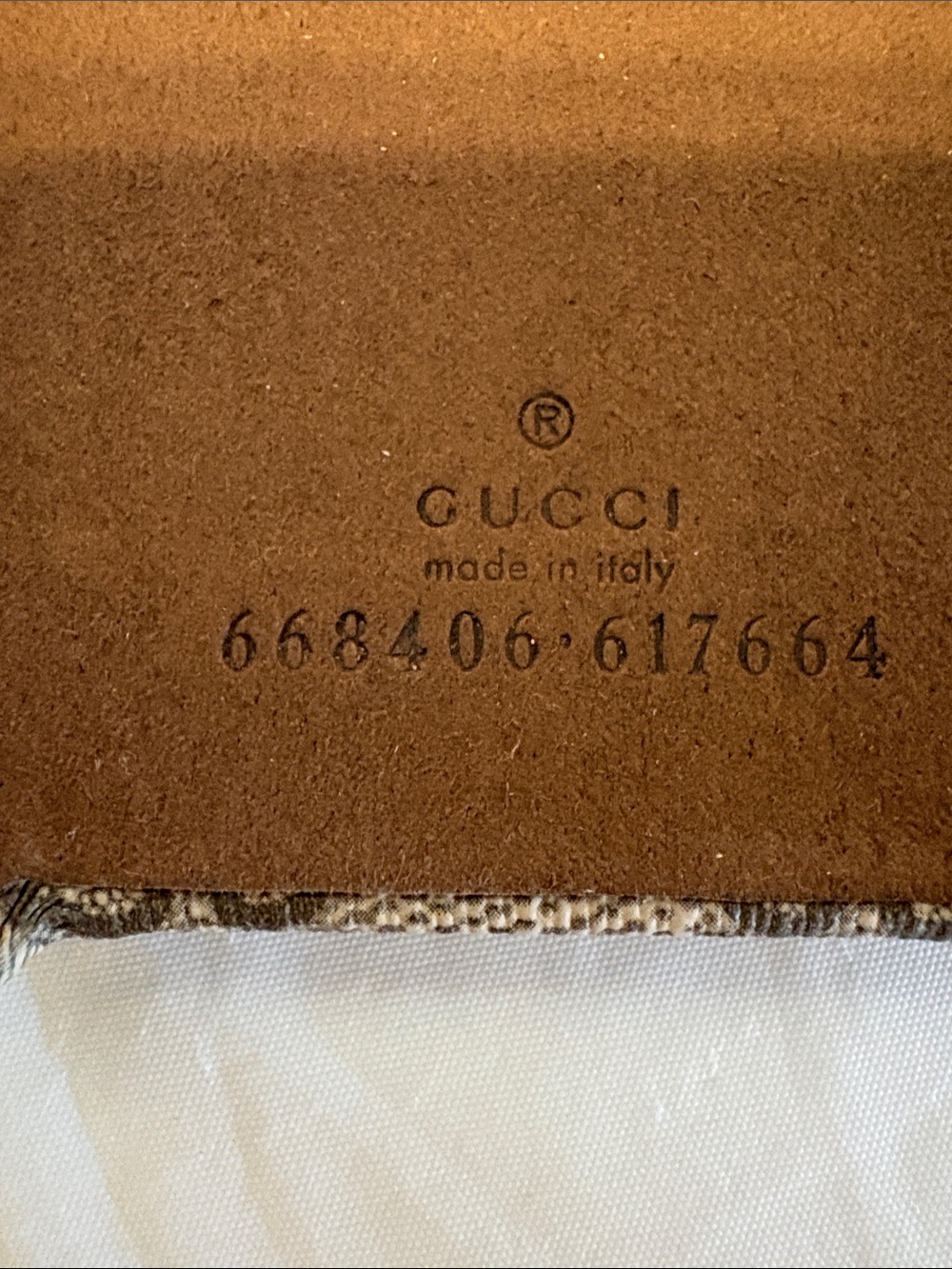 Gucci I Phone 12 Case - Picture 3 of 8